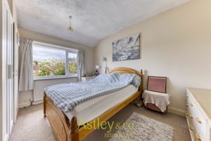 bed- click for photo gallery